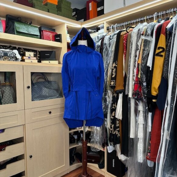 St. John Blue Nylon Coat Size Petite - Picture 7 of 14
